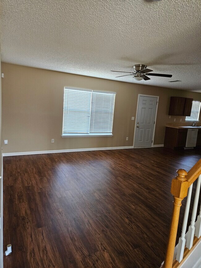 Building Photo - 3343 Burgandy Branch Dr