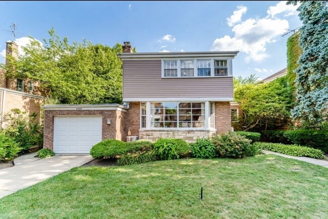 Primary Photo - 2909 W Birchwood Ave