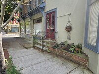 Building Photo - 67 Ferry St