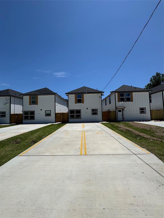 Primary Photo - 8220 Bigwood St