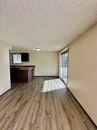 Building Photo - 2bdrm, 1 bath apartment in Moyina Heights....