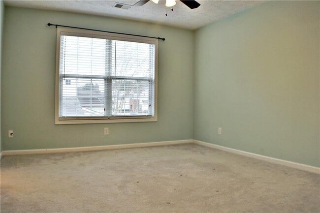 Building Photo - 383 Windcroft Cir NW