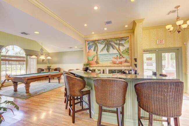 Building Photo - 1165 Crystal Way