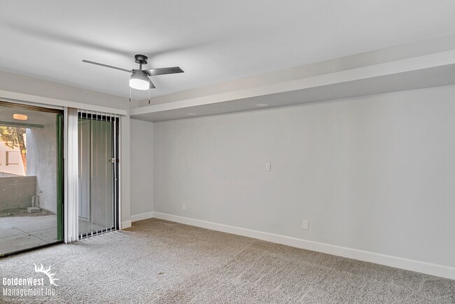 Building Photo - Updated and Spacious 2Bdm 2Ba Home in Prime North Phoenix Location!