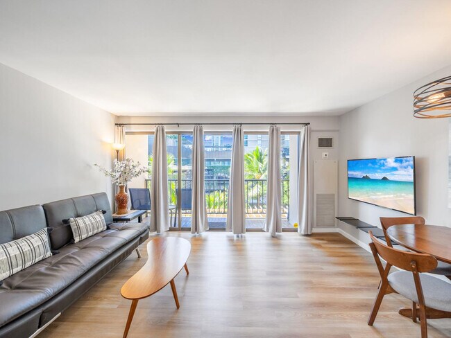 Building Photo - 2140 Kuhio Avenue-SI ID1327716P