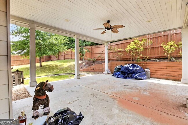 Building Photo - 2210 Apple Orchard Way