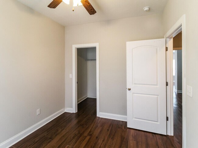 Building Photo - 4395 E Barcelona Way
