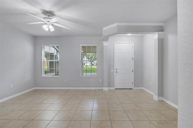 Building Photo - 12702 Salomon Cove Dr