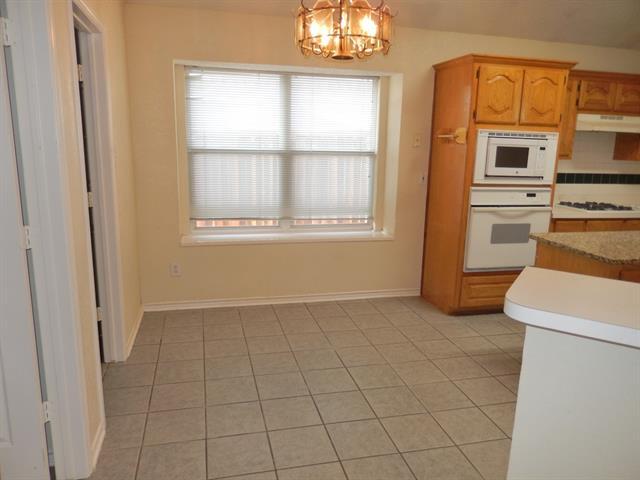 Building Photo - 2717 Creek Valley Dr