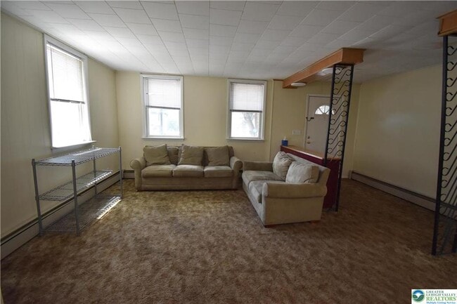 Building Photo - 401 Cattell St