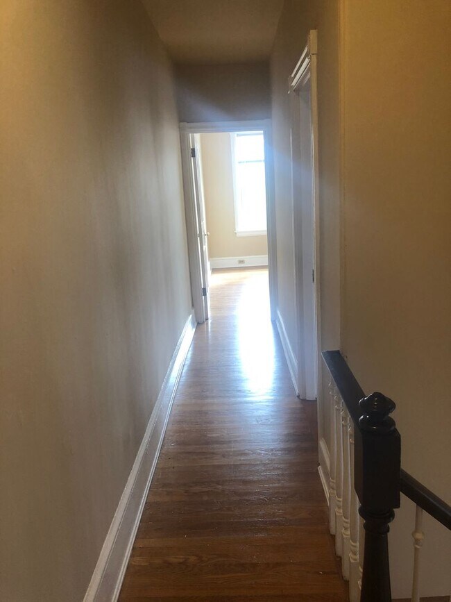 Building Photo - Fabulous 3 bedroom within walking distance to  the Brandywine zoo!