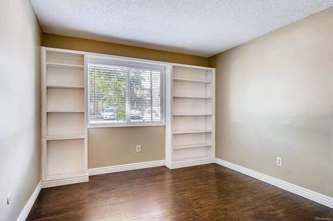 Building Photo - 4400 S Quebec St