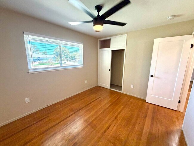 Building Photo - 785 Duke Cir