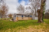 Building Photo - COMING SOON! 3 Bed 1 Bath home in Kansas C...
