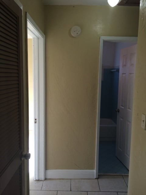 Building Photo - 2871 NW 12th Ct