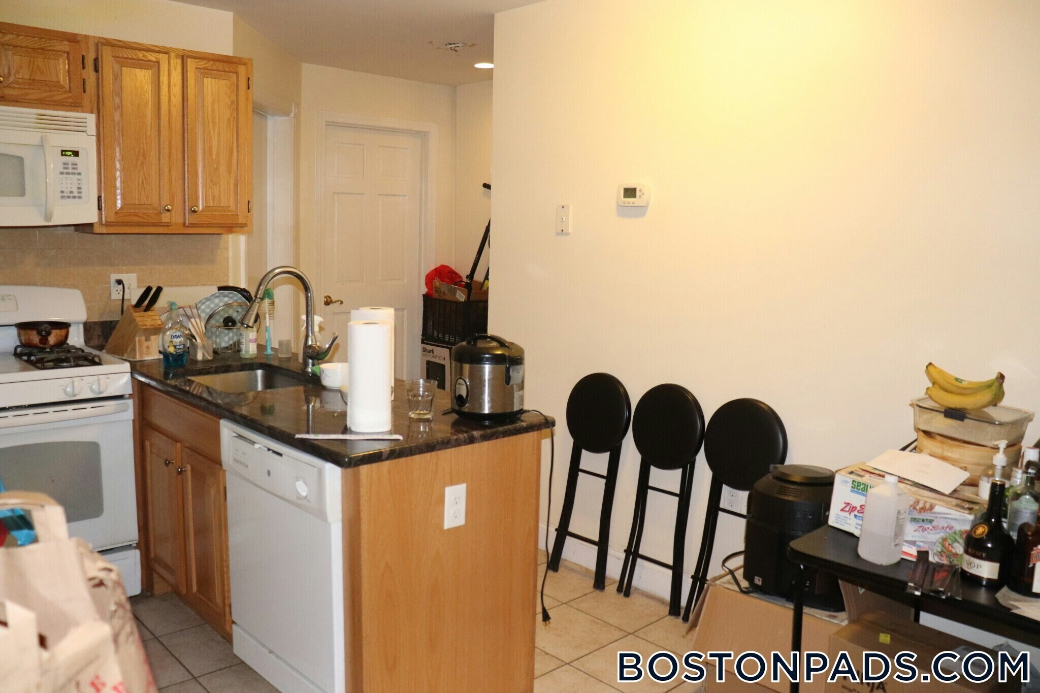 Building Photo - 90 Westland Ave