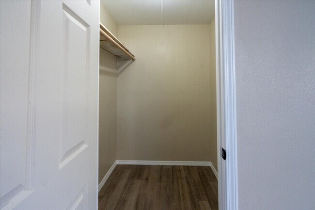 Building Photo - 5851 Southtown St