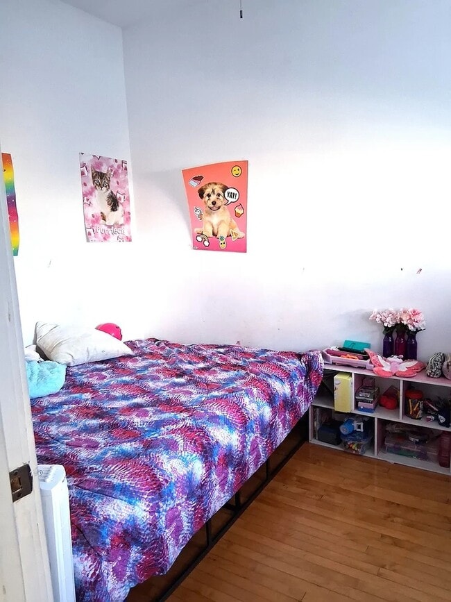 Building Photo - 2354 S Whipple St