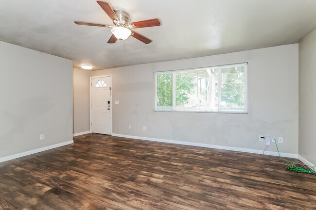 Building Photo - 16028 355th Dr SE