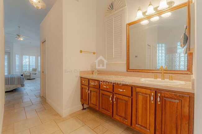 Building Photo - 8732 Beckingham Pl
