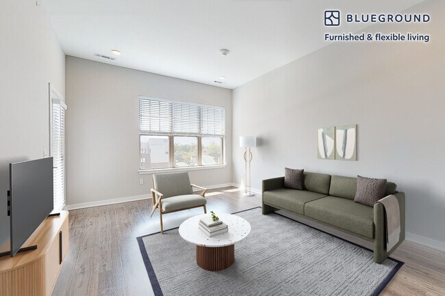 Building Photo - 332 Halstead Ave