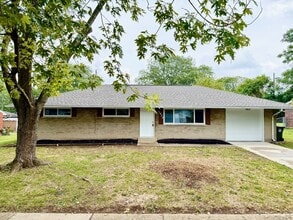 Building Photo - 4426 Lesher Dr