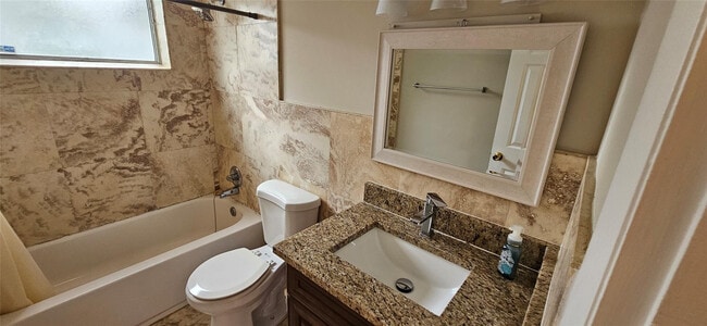 Building Photo - 501 NW 65th Ave