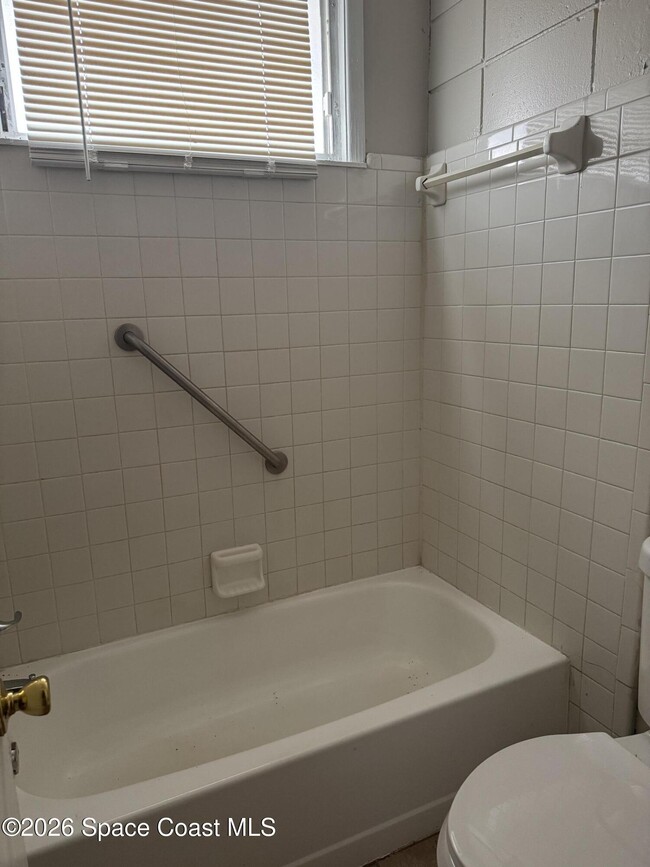 Building Photo - 1010 N Fiske Blvd