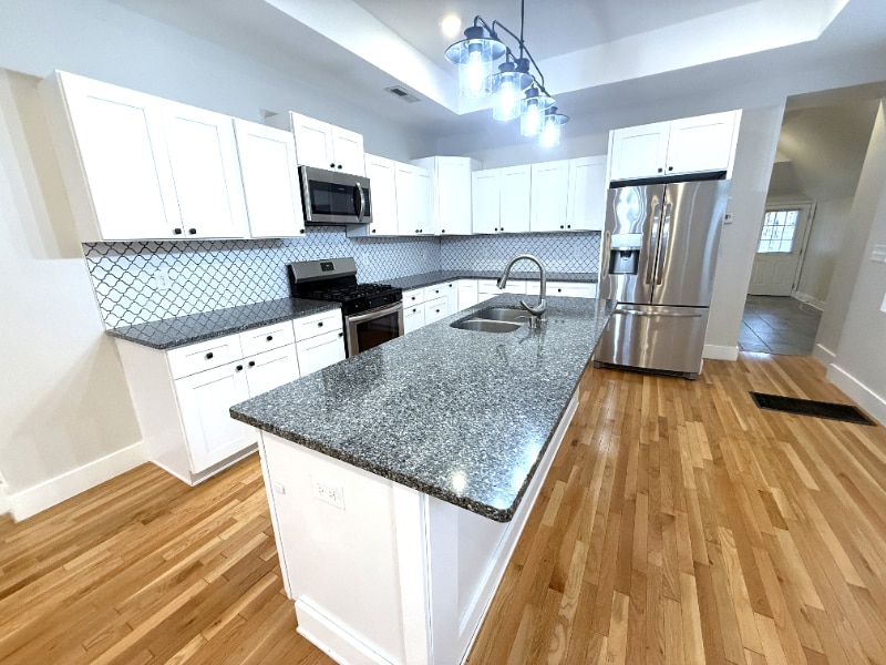 Building Photo - 1435 Mellwood Ave