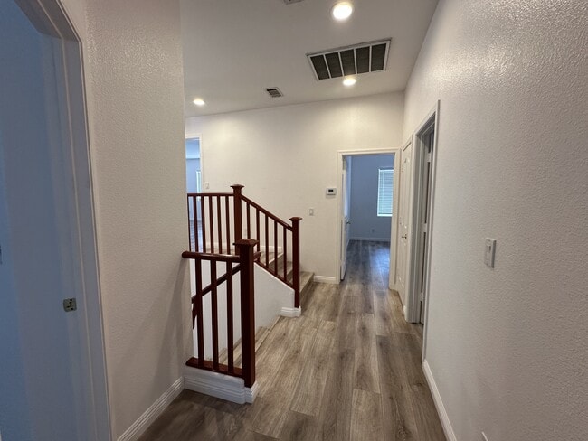 Building Photo - 9156 Sangria Ln