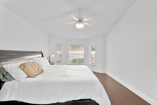 Building Photo - 981 Delray Lakes Dr