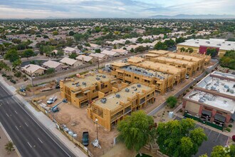 Building Photo - The Carson