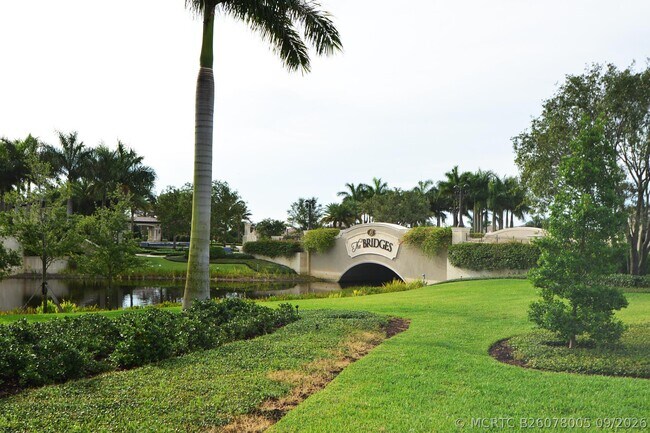 Building Photo - 16879 Bridge Crossing Cir