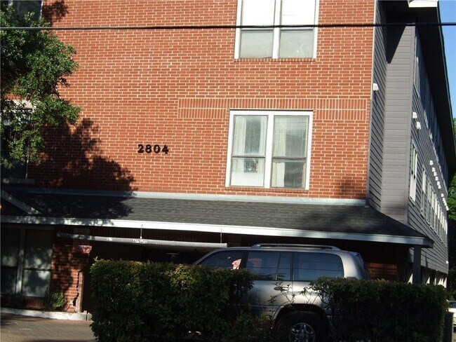 Building Photo - 2804 Rio Grande St