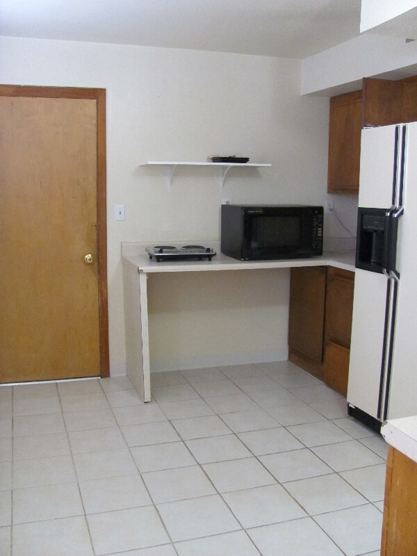 Building Photo - 1121 Ponderosa Dr