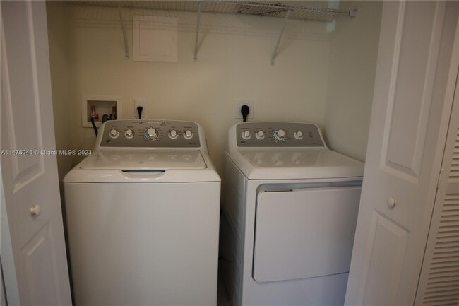 Building Photo - 8118 NW 42nd St