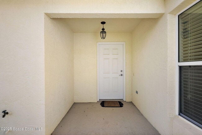 Building Photo - 1787 Foliage Ln