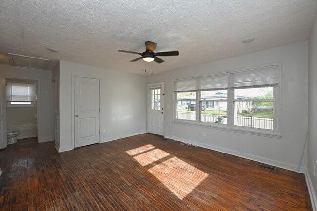 Building Photo - Updated 2BR/2BA Home | Rare Second Bath, Efficient Layout