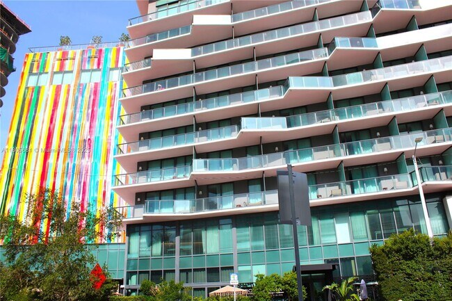 Building Photo - 1300 S Miami Ave