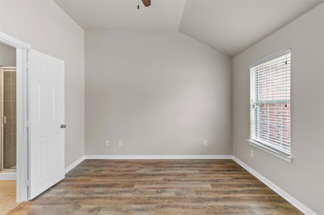 Building Photo - 314 Broken Pine Ct