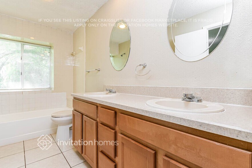 Building Photo - 6608 Whirlaway Cir