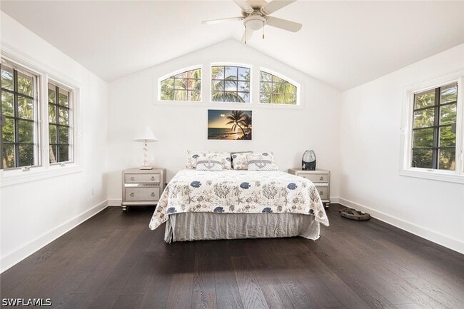 Building Photo - 2540 Half Moon Walk