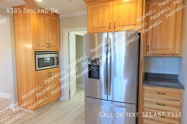 Building Photo - 4385 Skyland Dr