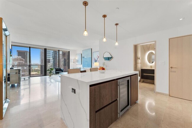 Building Photo - 88 SW 7th St