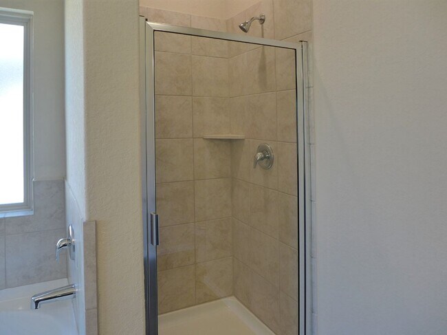 Building Photo - 10807 Fox Trot Way