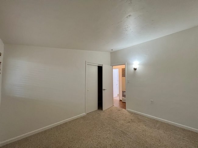 Building Photo - Charming Three Bedroom South Napa Home