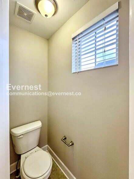 Building Photo - 5549 Prada Dr