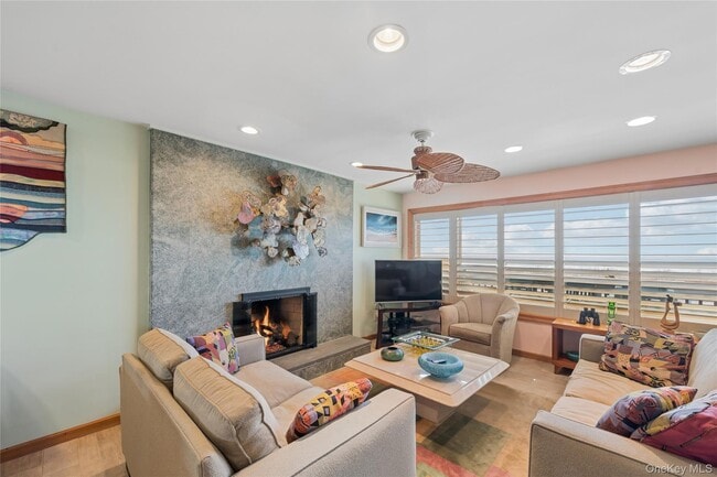 Building Photo - 615 Oceanfront