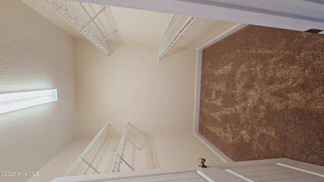 Building Photo - 542 Appalachian Trl N