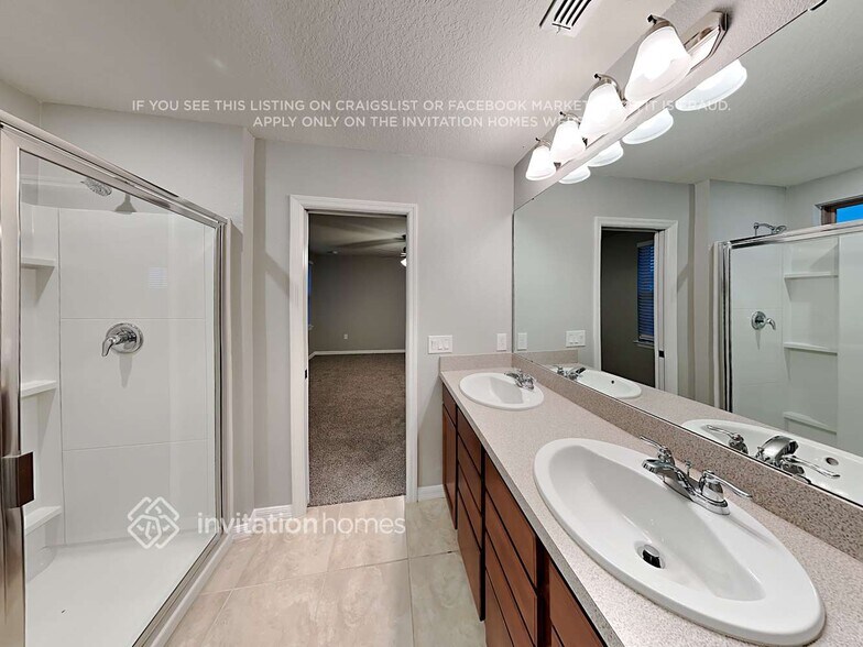 Building Photo - 1860 Cayman Cove Cir